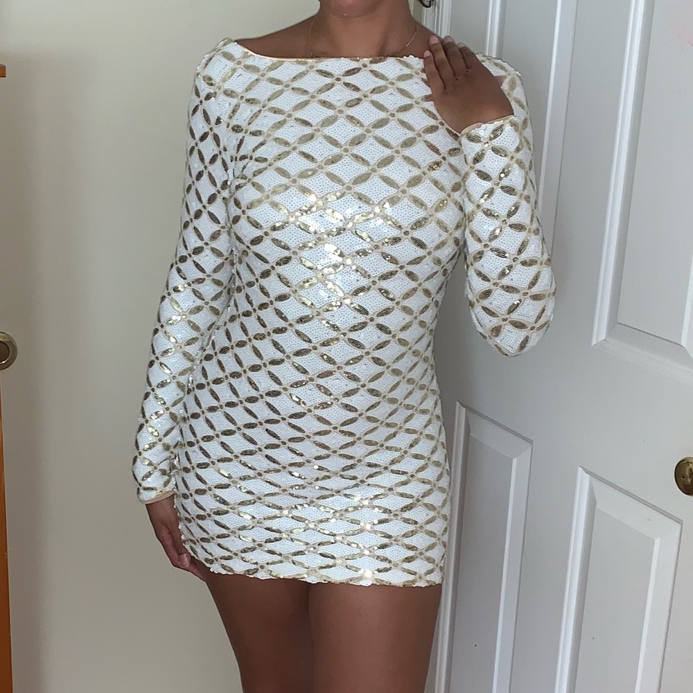 Backless sequin dress